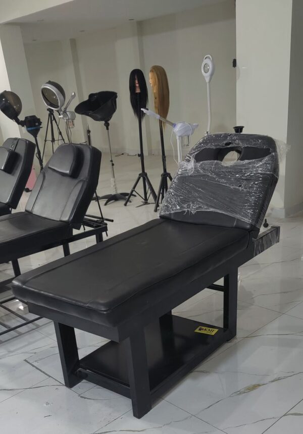 Basic Black Facial Bed (Fixed Model)