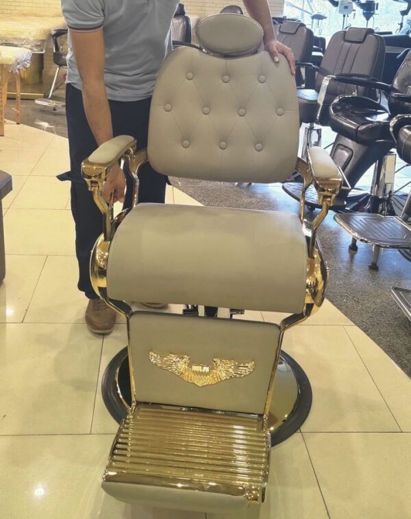 The Golden Wing Executive Barber Chair